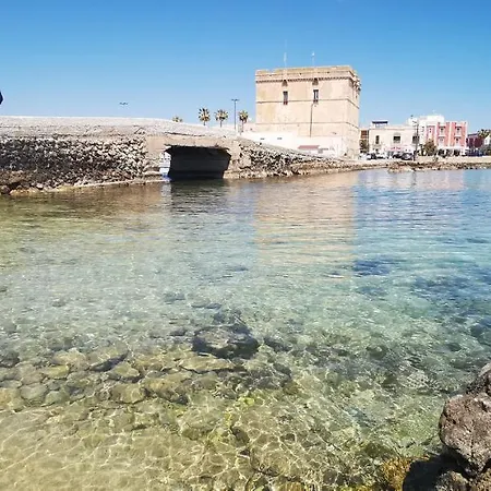 Casina Raho בית הארחה 4*