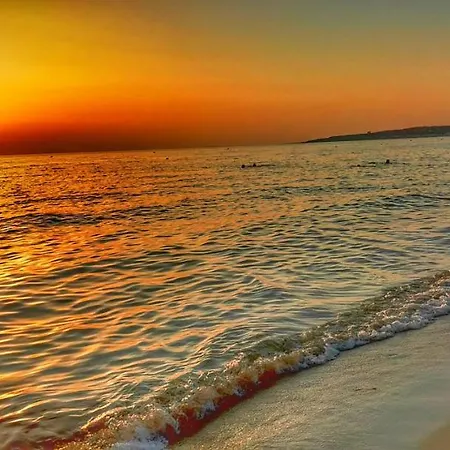 בית הארחה Casina Raho 4*