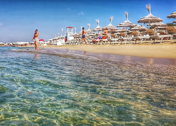 Casina Raho בית הארחה 4*