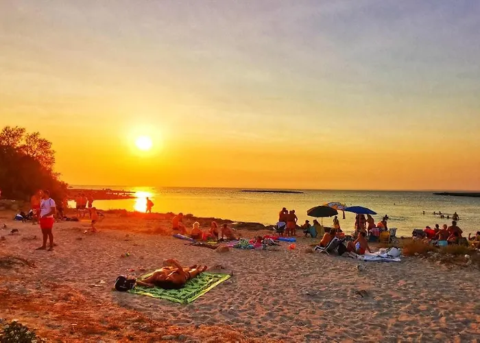 Casina Raho בית הארחה 4*