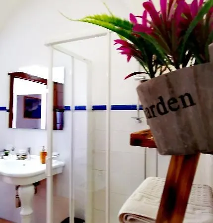 Casina Raho 4*