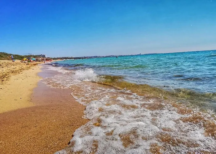 Casina Raho بيت ضيافة 4*