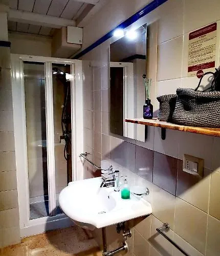 Casina Raho 4*